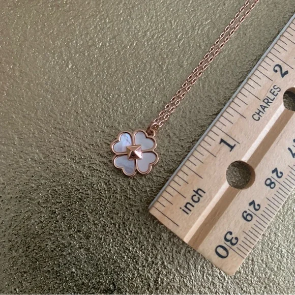 Kate Spade Rose Gold Flower Pendant Necklace Cream Enamel Spade Logo NWT Gift - Picture 12 of 16